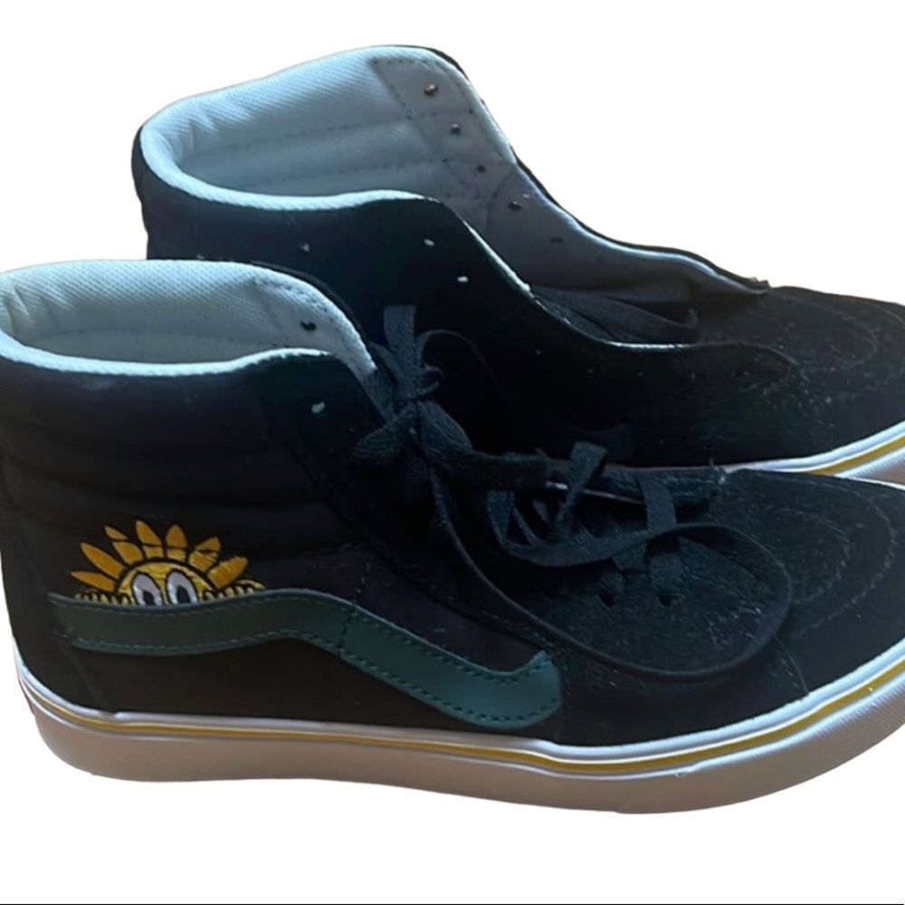 Brand new Vans High tops faux suede with sun